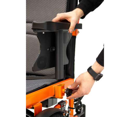 Кресло-коляска электрическая MET Versa